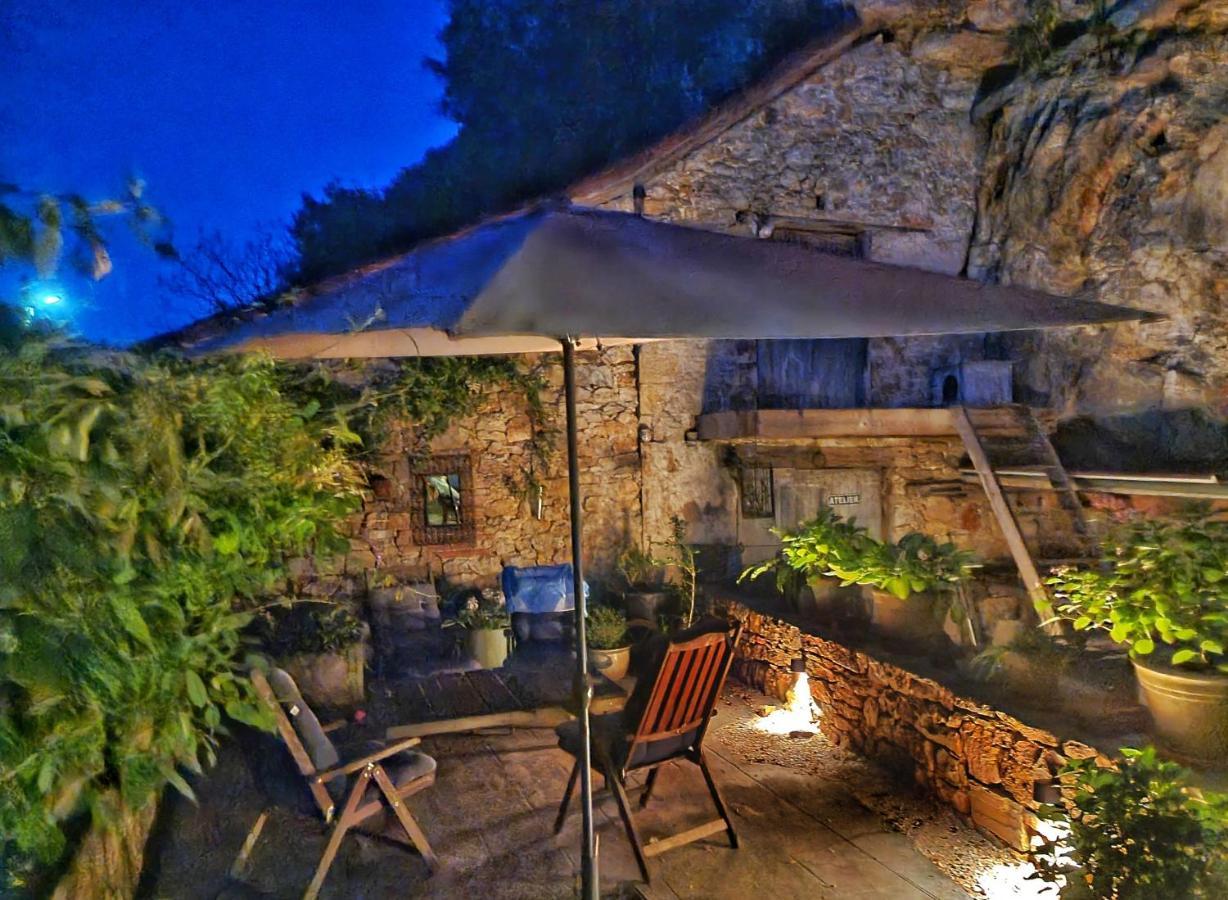 L'Ancienne Forge De Cregols Bed & Breakfast ภายนอก รูปภาพ